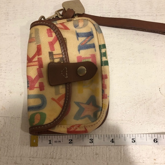 Dooney & Bourke Vintage Wristlet - Picture 7 of 7